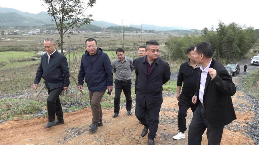 张钧,李燕平受邀考察我校中药材产业发展工作_院系动态_湘南学院